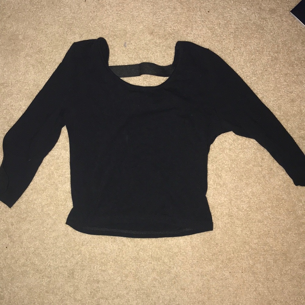 Black Half Sleeve Crop Top